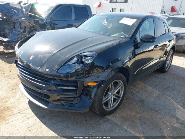 2020 PORSCHE MACAN 2