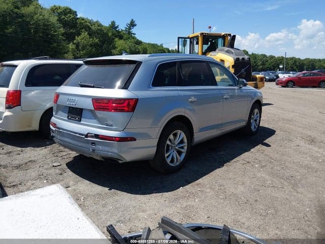 2017 AUDI Q7 3.0T PREMIUM 4