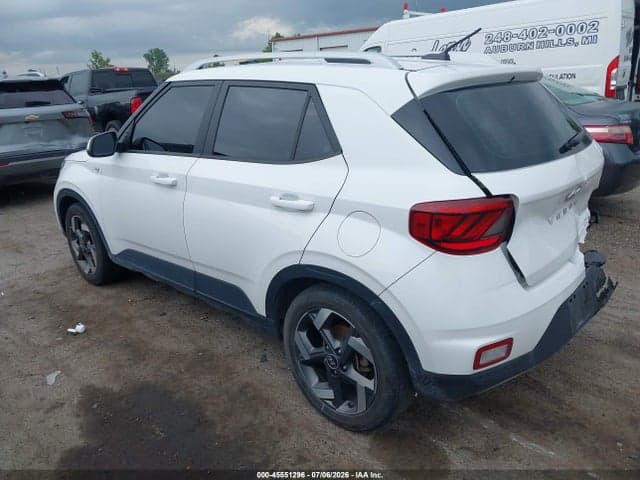 2023 HYUNDAI VENUE SEL 3