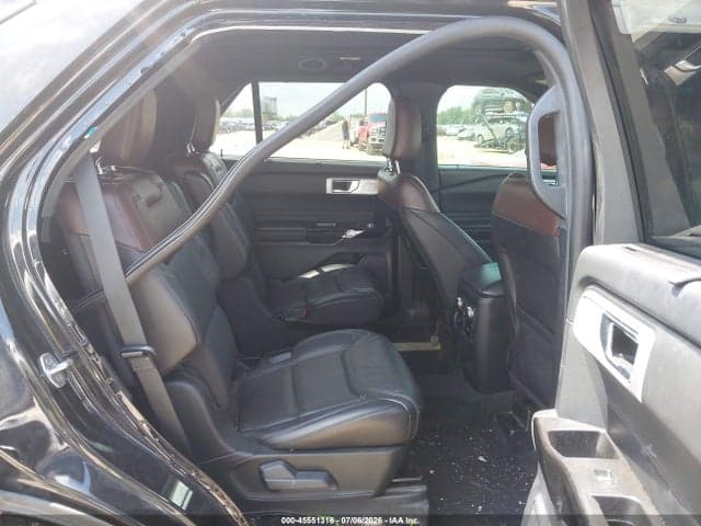 2021 FORD EXPLORER PLATINUM 8