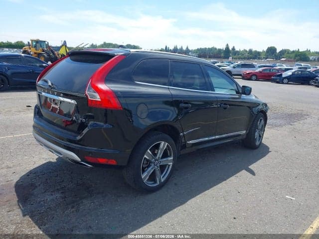 2017 VOLVO XC60 T5 DYNAMIC 4