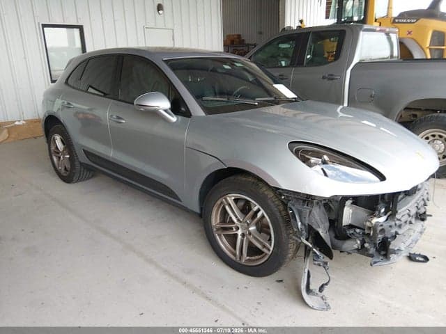 2023 PORSCHE MACAN T 1