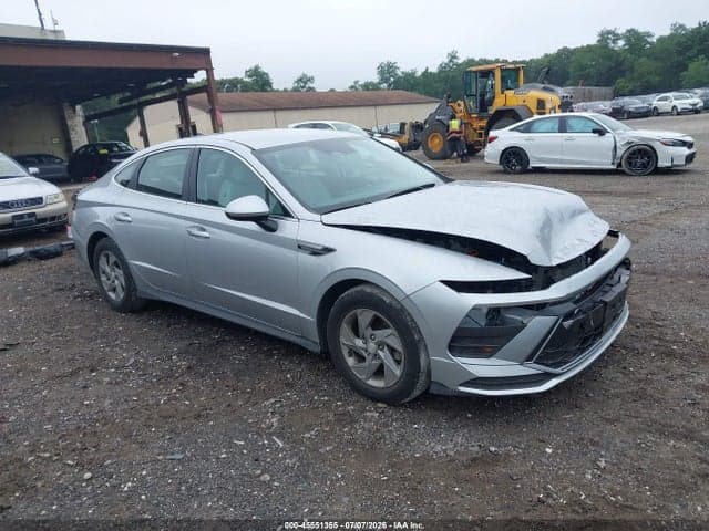 2025 HYUNDAI SONATA SE 1