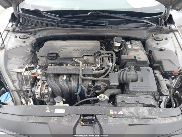 2023 HYUNDAI ELANTRA SE 10
