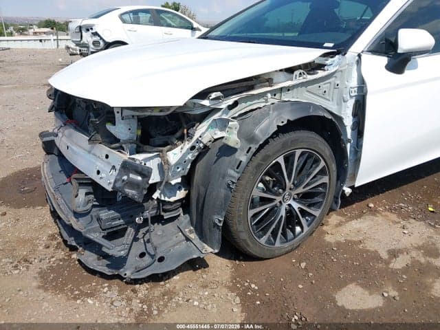 2018 TOYOTA CAMRY SE 6