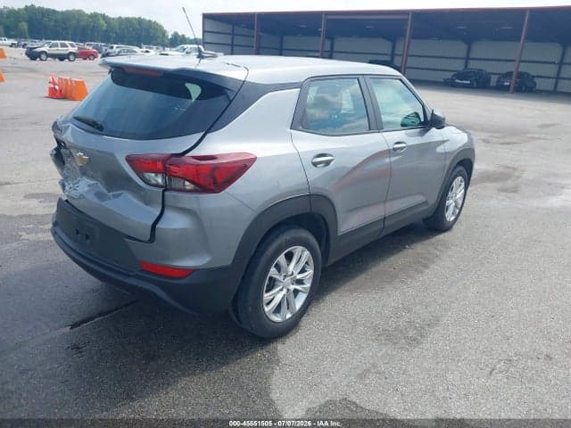 2023 CHEVROLET TRAILBLAZER FWD LS 4