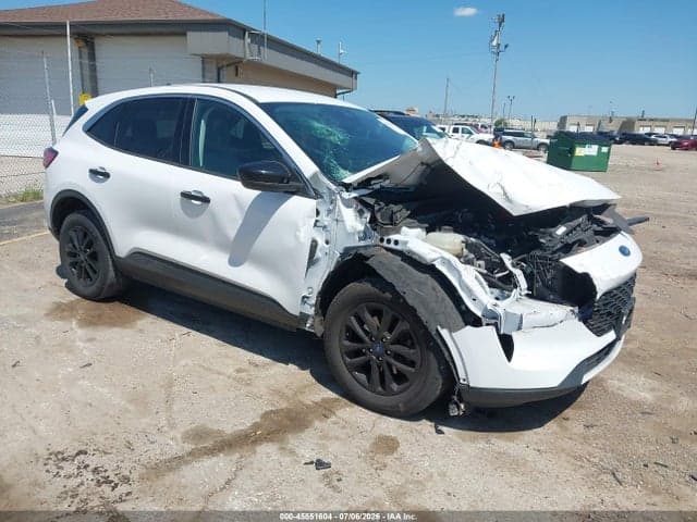 2021 FORD ESCAPE SE 1