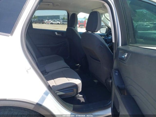 2021 FORD ESCAPE SE 8