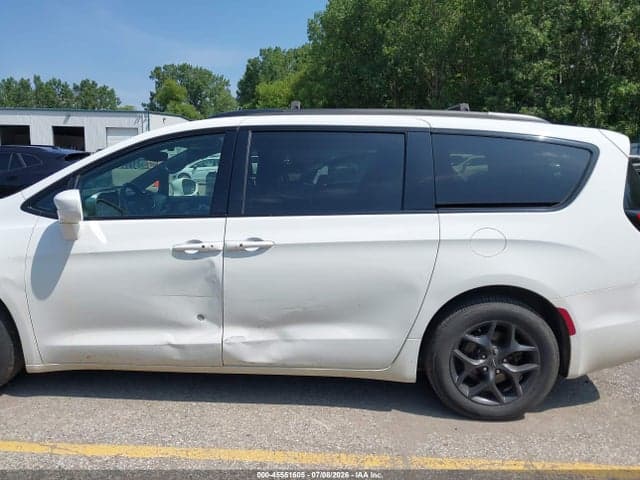 2018 CHRYSLER PACIFICA TOURING L PLUS 14