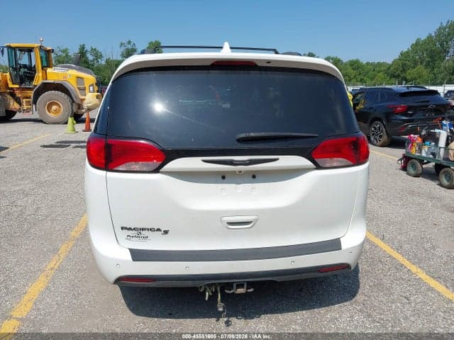 2018 CHRYSLER PACIFICA TOURING L PLUS 16
