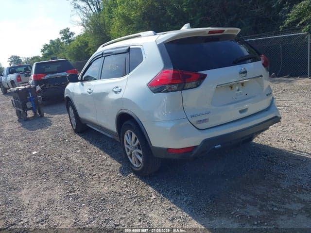2017 NISSAN ROGUE SV 3
