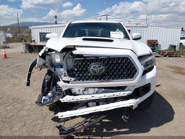 2018 TOYOTA TACOMA TRD SPORT 12