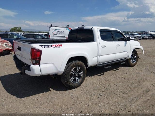 2018 TOYOTA TACOMA TRD SPORT 4