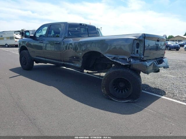 2023 RAM 3500 LARAMIE 4X4 8' BOX 3