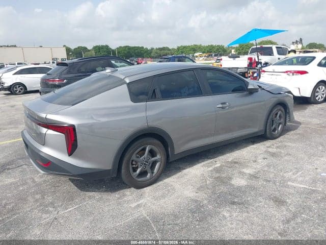 2025 KIA K4 LXS 4