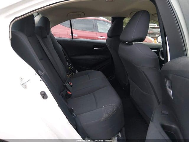 2021 TOYOTA COROLLA LE 8