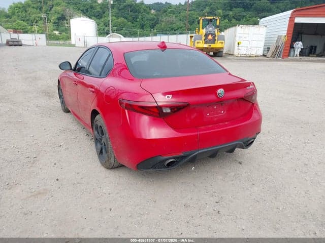 2017 ALFA ROMEO GIULIA AWD 3