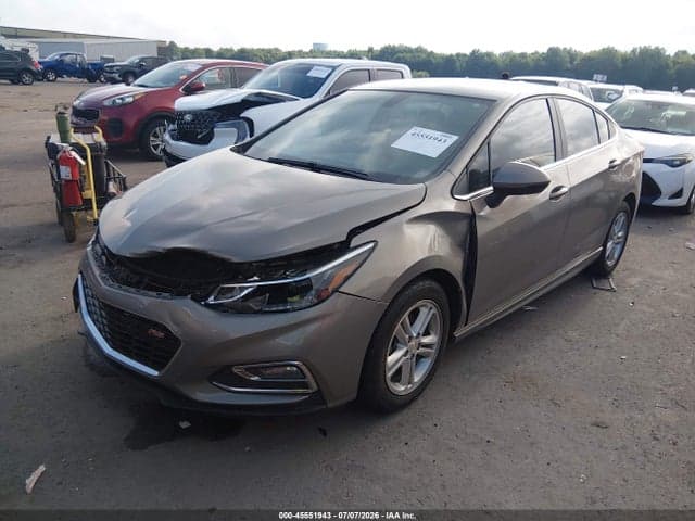 2017 CHEVROLET CRUZE LT AUTO 2