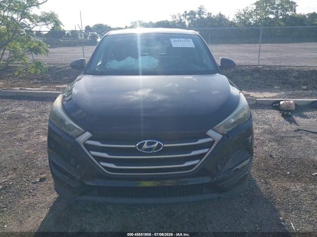2018 HYUNDAI TUCSON SE 12