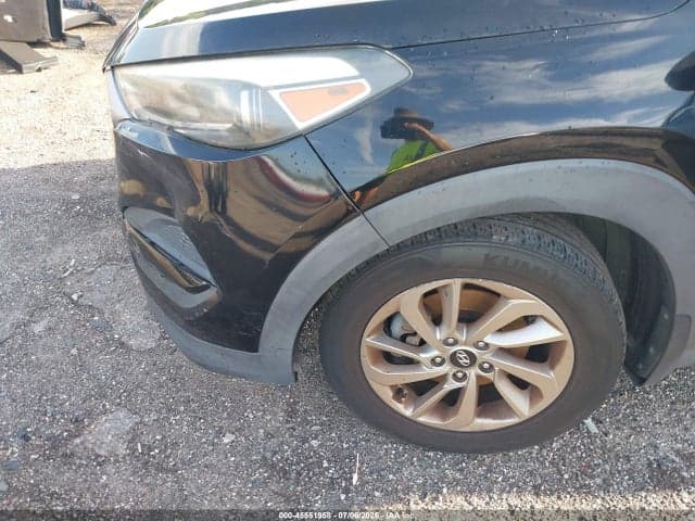 2018 HYUNDAI TUCSON SE 6
