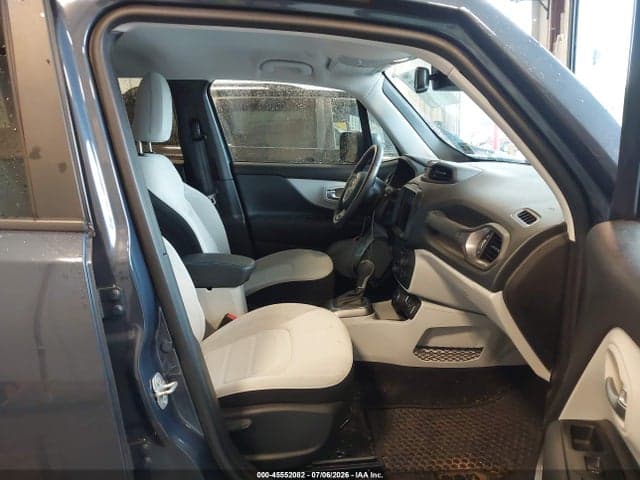 2022 JEEP RENEGADE LATITUDE 4X4 5