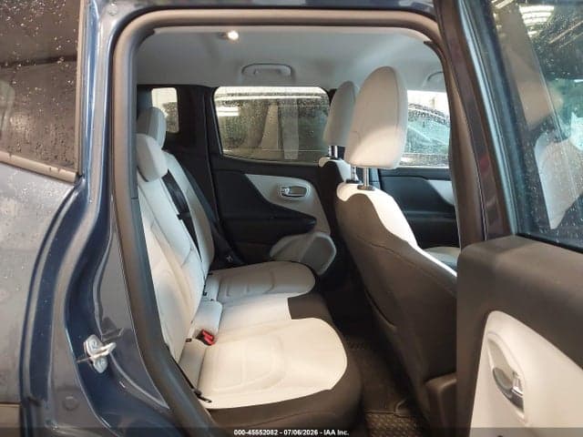 2022 JEEP RENEGADE LATITUDE 4X4 8