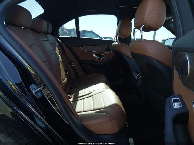 2019 MERCEDES-BENZ C 300 8