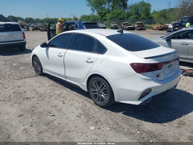 2024 KIA FORTE GT-LINE 3