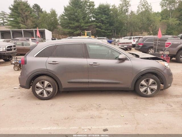 2018 KIA NIRO LX 13