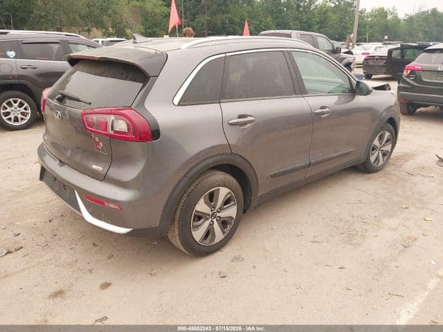 2018 KIA NIRO LX 4