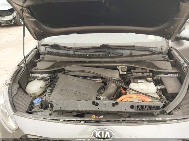 2018 KIA NIRO LX 10