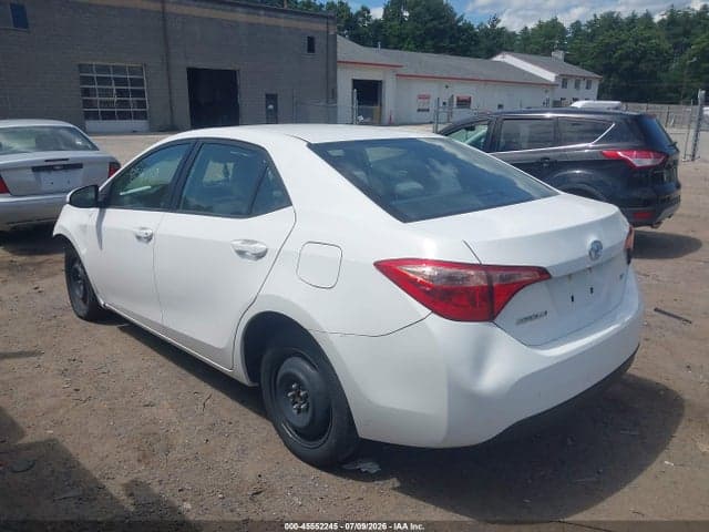 2017 TOYOTA COROLLA LE 3
