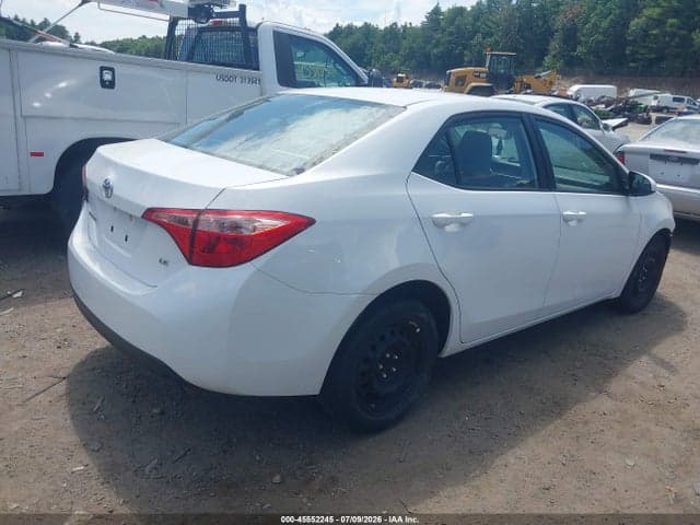 2017 TOYOTA COROLLA LE 4