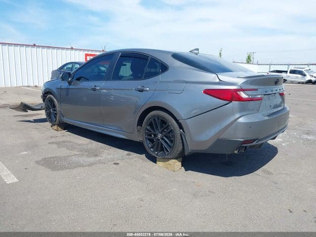 2025 TOYOTA CAMRY SE 3