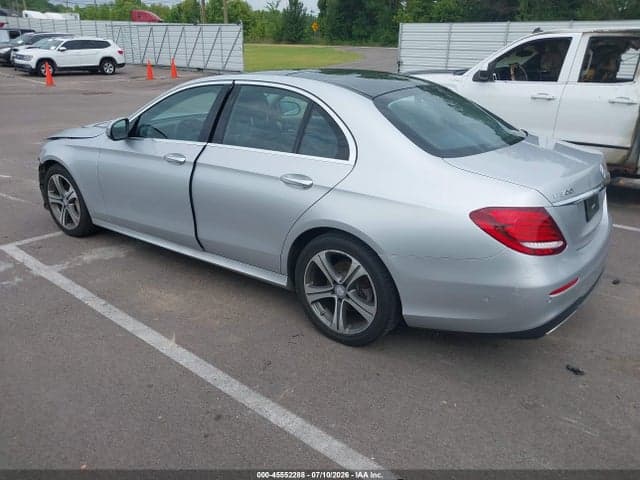2017 MERCEDES-BENZ E 300 4MATIC 3