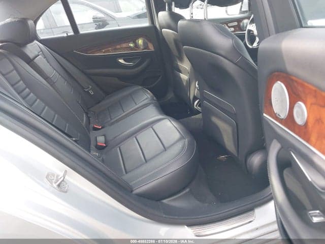 2017 MERCEDES-BENZ E 300 4MATIC 8
