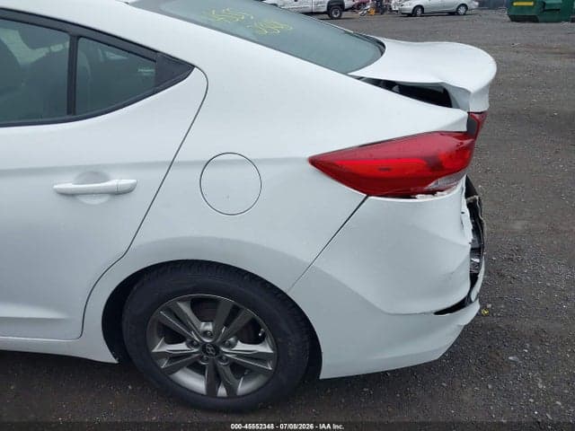 2017 HYUNDAI ELANTRA SE 6
