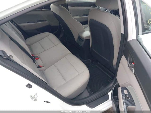 2017 HYUNDAI ELANTRA SE 8