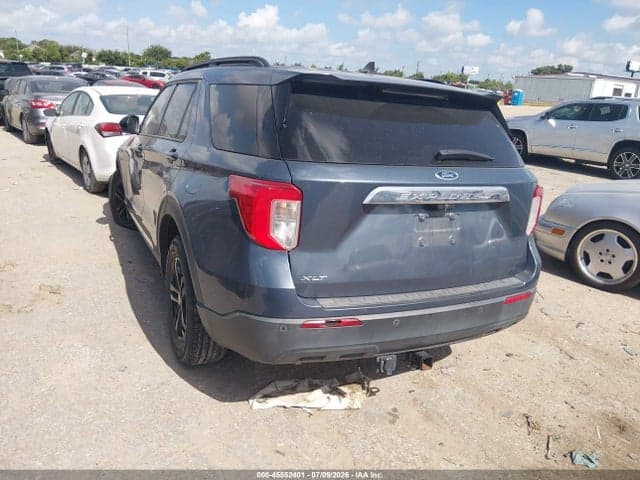 2021 FORD EXPLORER XLT 3