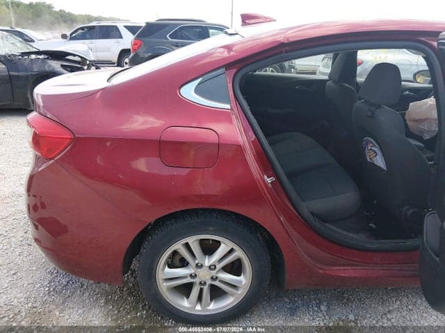 2017 CHEVROLET CRUZE LT AUTO 8