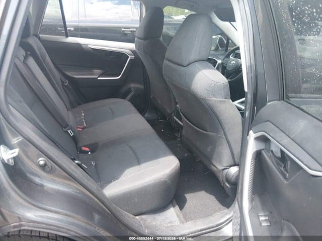 2020 TOYOTA RAV4 LE 8