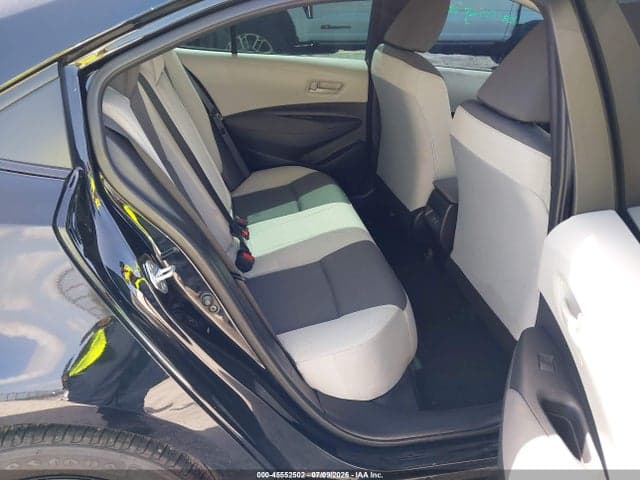 2025 TOYOTA COROLLA LE 8