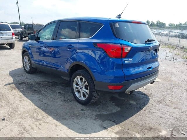 2019 FORD ESCAPE SE 3