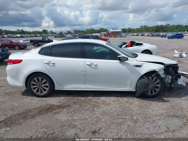 2018 KIA OPTIMA EX 12