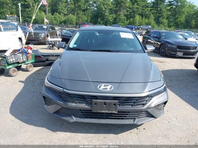 2024 HYUNDAI ELANTRA SEL 13