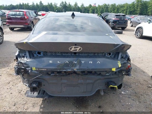 2024 HYUNDAI ELANTRA SEL 18