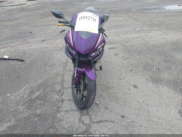 2023 YAMAHA YZFR3 A 5