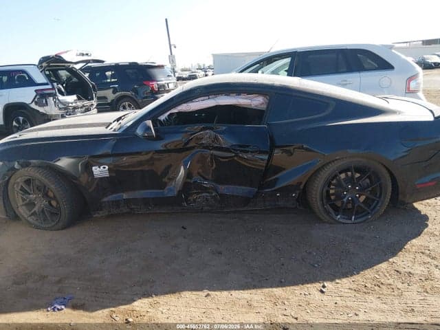 2016 FORD MUSTANG GT/GT PREMIUM 14