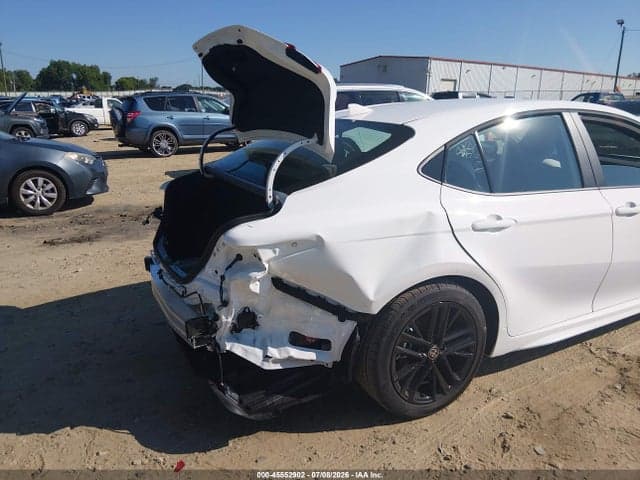 2026 TOYOTA CAMRY SE 6