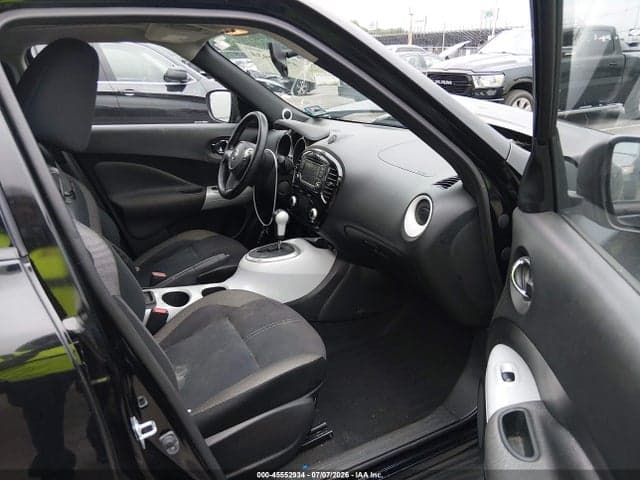 2017 NISSAN JUKE SV 5